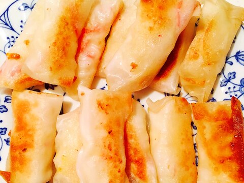 幼児食 ポテトとカニカマとチーズの餃子 レシピ 作り方 By みゅうしろ 楽天レシピ